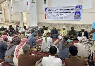 مشائخ ووجهاء آل كثير يختارون رئيسا للقاء التشاوري