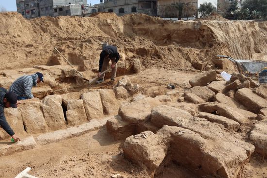 اكتشاف مقبرة رومانية عمرها 1800 عام