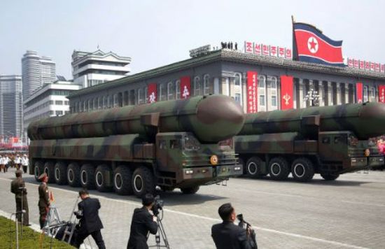 كوريا الشمالية تطلق صاروخين بالستيين