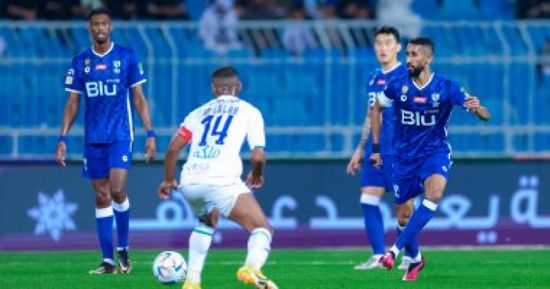 الهلال يتأهل إلى نصف نهائي كأس خادم الحرمين