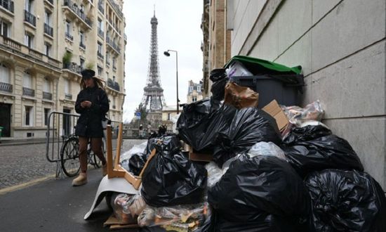 10 آلاف طن نفايات في شوارع باريس