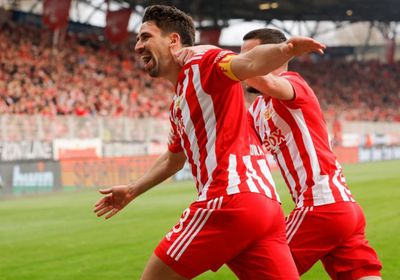 أونيون يفوز على أينتراخت