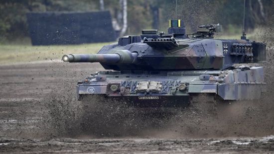 واشنطن تتعهد  بتسليم أوكرانيا دبابات "أبرامز"