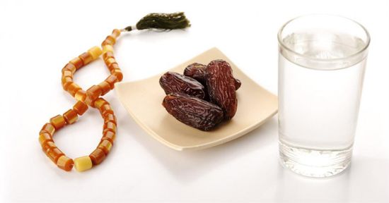 أغذية تساعد على تجنب الجوع والعطش في رمضان