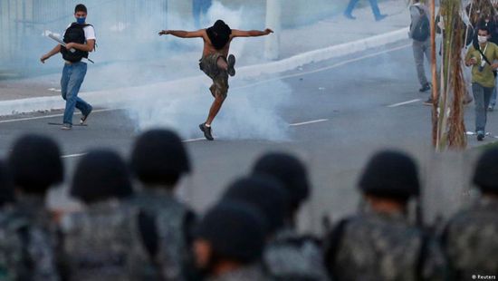 مقتل 13 شخصًا في اشتباكات مع الشرطة خارج ريو دي جانيرو