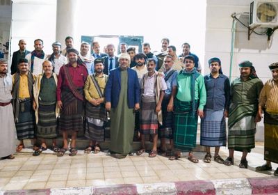 باستقبال قيادات أمنية.. الرئيس الزبيدي يثمن جهود تنفيذ سهام الشرق والجنوب