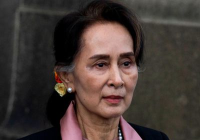 حل حزب أونغ سان سو تشي في بورما