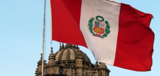 البيرو تستدعي سفيرها لدى كولومبيا