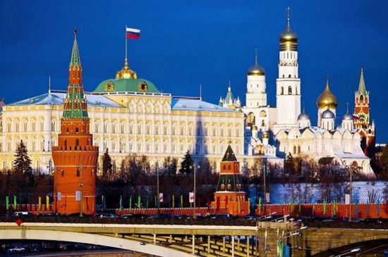 الكرملين: الصحفيون الأجانب يمكنهم مواصلة العمل في روسيا