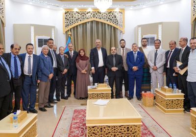 الرئيس الزُبيدي يضع نتائج الحوار أمام الكيانات الجنوبية