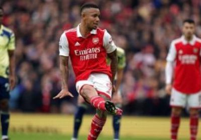 أرسنال يتقدم بهدف على ليدز في الشوط الأول