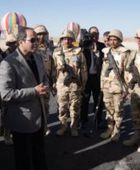 الرئيس السيسي يزور القوات المصرية شرق قناة السويس