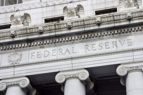 مسؤولة في الاحتياطي الفيدرالي الأمريكي تحذر من تفاقم التضخم