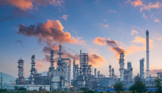 الإمارات تقتطع 144 ألف برميل من إنتاجها النفط