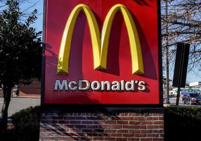 ماكدونالدز تغلق مكاتبها في أمريكا