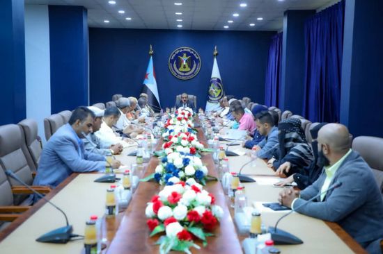 بن بريك: الجنوب يعول على كوادره الاقتصادية