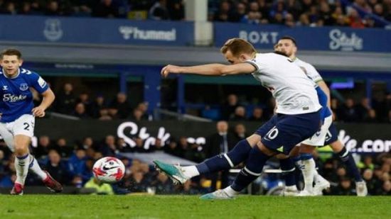 توتنهام يسقط في فخ التعادل الإيجابي أمام إيفرتون