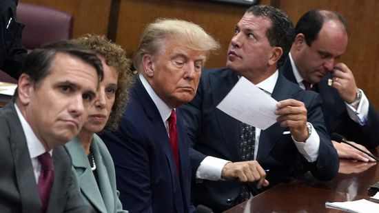 محاكمة ترامب.. مدعي عام نيويورك:  "الكل سواسية أمام القانون"