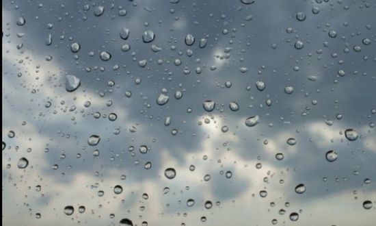 توقعات بسقوط أمطار متفرقة على السواحل غدا