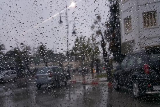 أمطار شديدة الغزارة على هضاب شبوة وحضرموت والمهرة