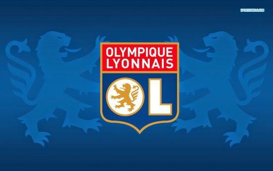 ليون يفوز على رين بثلاثية في الدوري الفرنسي