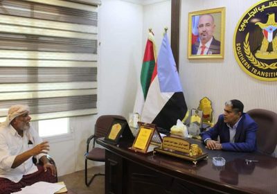 المحمدي يوجه بأنشطة توعوية بالحقوق السياسية في غيل باوزير