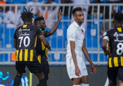 الدوري السعودي.. الاتحاد يهرب من كمين الوحدة بثنائية