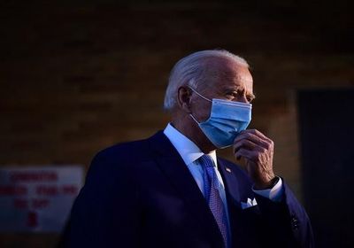 بايدن ينهي حالة الطوارئ الصحية بشأن كوفيد