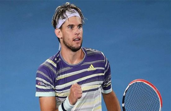 تيم يستعيد كامل قوته بعد تعافيه من إصابة في المعصم