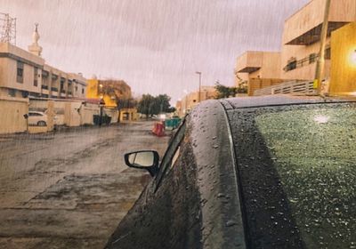 أمطار غزيرة تسقط بالمدينة المنورة