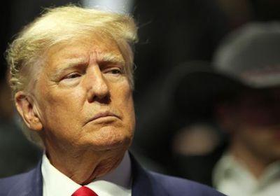 ترامب يتهم ماكرون بالتذلل للرئيس الصيني