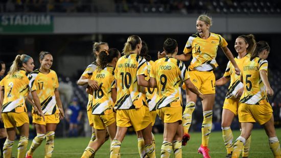 مدرب أستراليا للسيدات يدعو للتواضع بعد الفوز على إنجلترا
