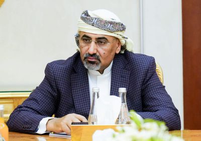 الرئيس الزُبيدي يكلف لجنة المفاوضات العسكرية بإعداد خطة عمل