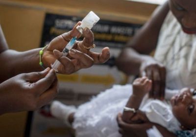 غانا توافق على لقاح أكسفورد للملاريا