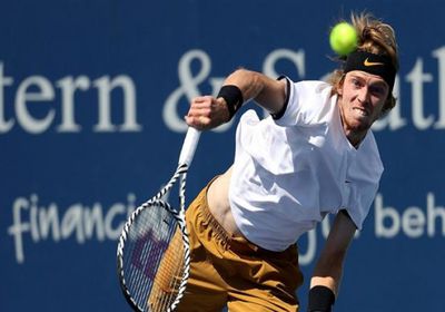 روبليف يحقق لقبه الأول في بطولات الأساتذة