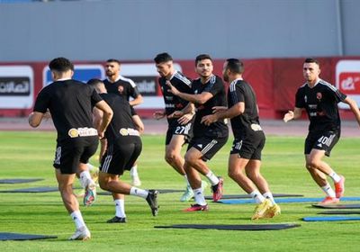 غيابات مؤثرة تضرب الأهلي أمام سموحة