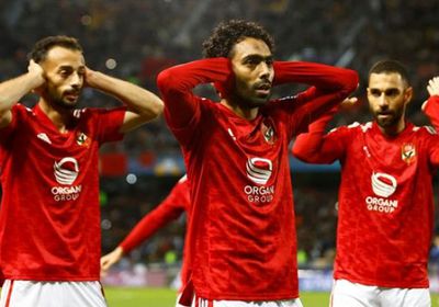 بهدفي شريف وكهربا.. الأهلي يعبر سموحة بالدوري المصري