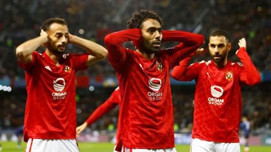 بهدفي شريف وكهربا.. الأهلي يعبر سموحة بالدوري المصري