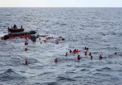 مقتل شخص ونجاة 47 مهاجرًا بغرق مركب باليونان
