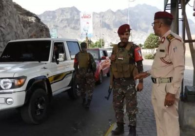 التوجيه المعنوي للقوات البرية الجنوبية يزور المواقع العسكرية