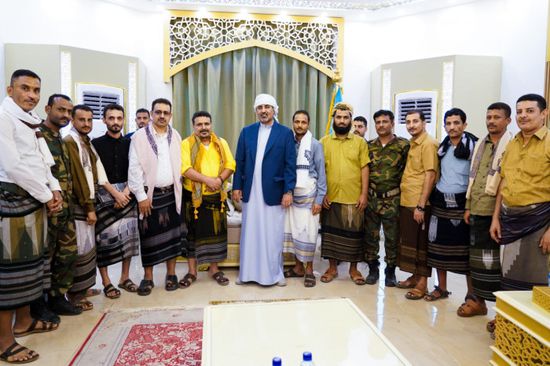 الرئيس الزُبيدي يطالب الجنوبيين بالتلاحم ونبذ الفرقة