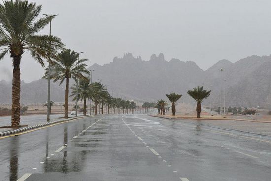 استمرار الأمطار الرعدية على معظم مناطق السعودية