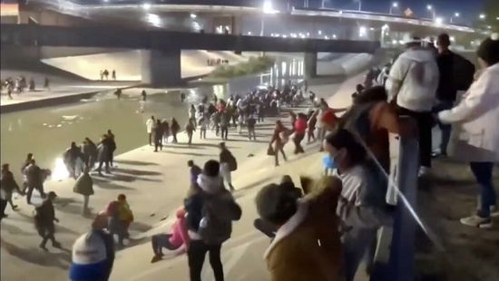 3 آلاف مهاجر يحتجون ضد السلطات المكسيكية