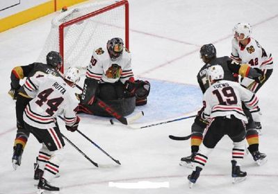 أويلرز يفوز بعد وقت إضافي ويتعادل في سلسلة هوكي الجليد