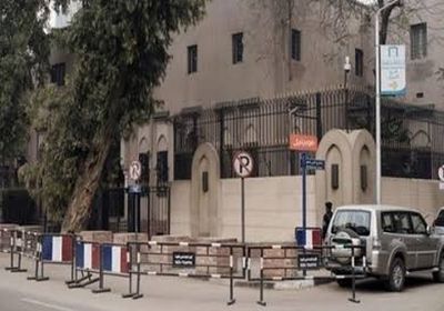 فرنسا تعلن إغلاق سفارتها في السودان حتى إشعار آخر