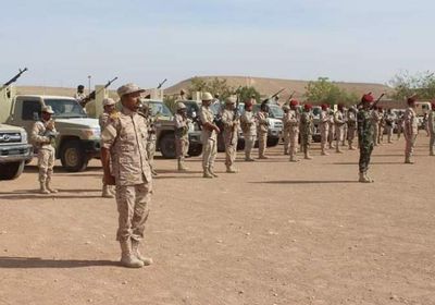 "حماية الشركات" تنظم عرضا عسكريا بساحل حضرموت بذكرى التحرير