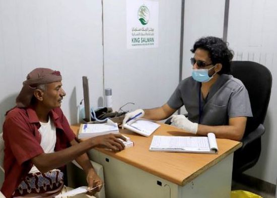 243 مستفيدا من خدمات عيادات "مركز سلمان" في حجة