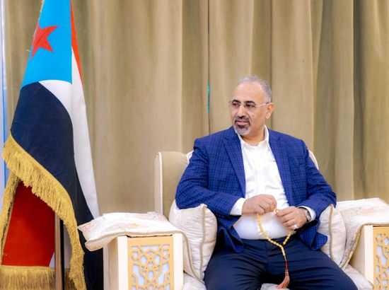 الرئيس الزُبيدي يدفع جهود إنجاز هيكلة "الانتقالي"