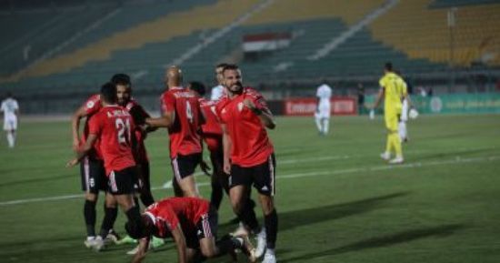 طلائع الجيش يتقدم على المحلة بالشوط الأول 