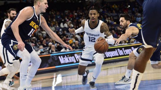 جريزليز يقلص الفارق مع ليكرز بفضل تألق ديسموند بين